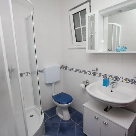 Amatus Apartment